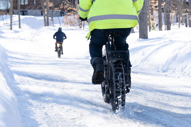 Riding an electric bike in the winter - Montebello, Quebec